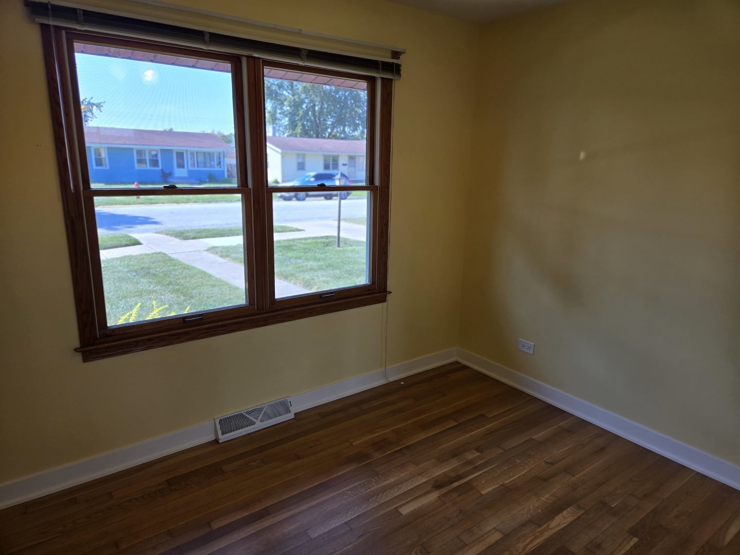 14727 S Whipple Avenue, Posen, IL 60469