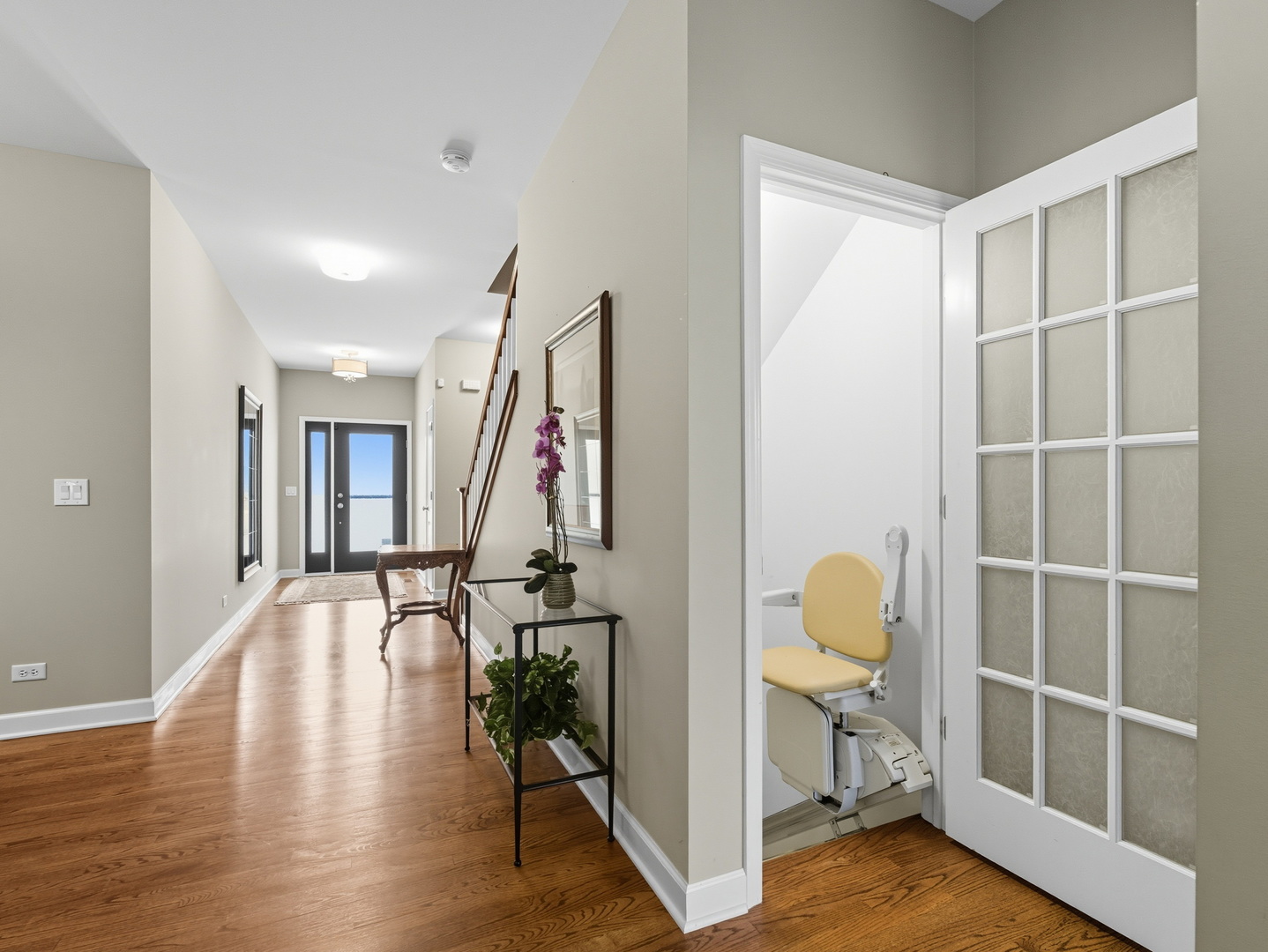 1N607 Golf View Lane, Winfield, IL 60190