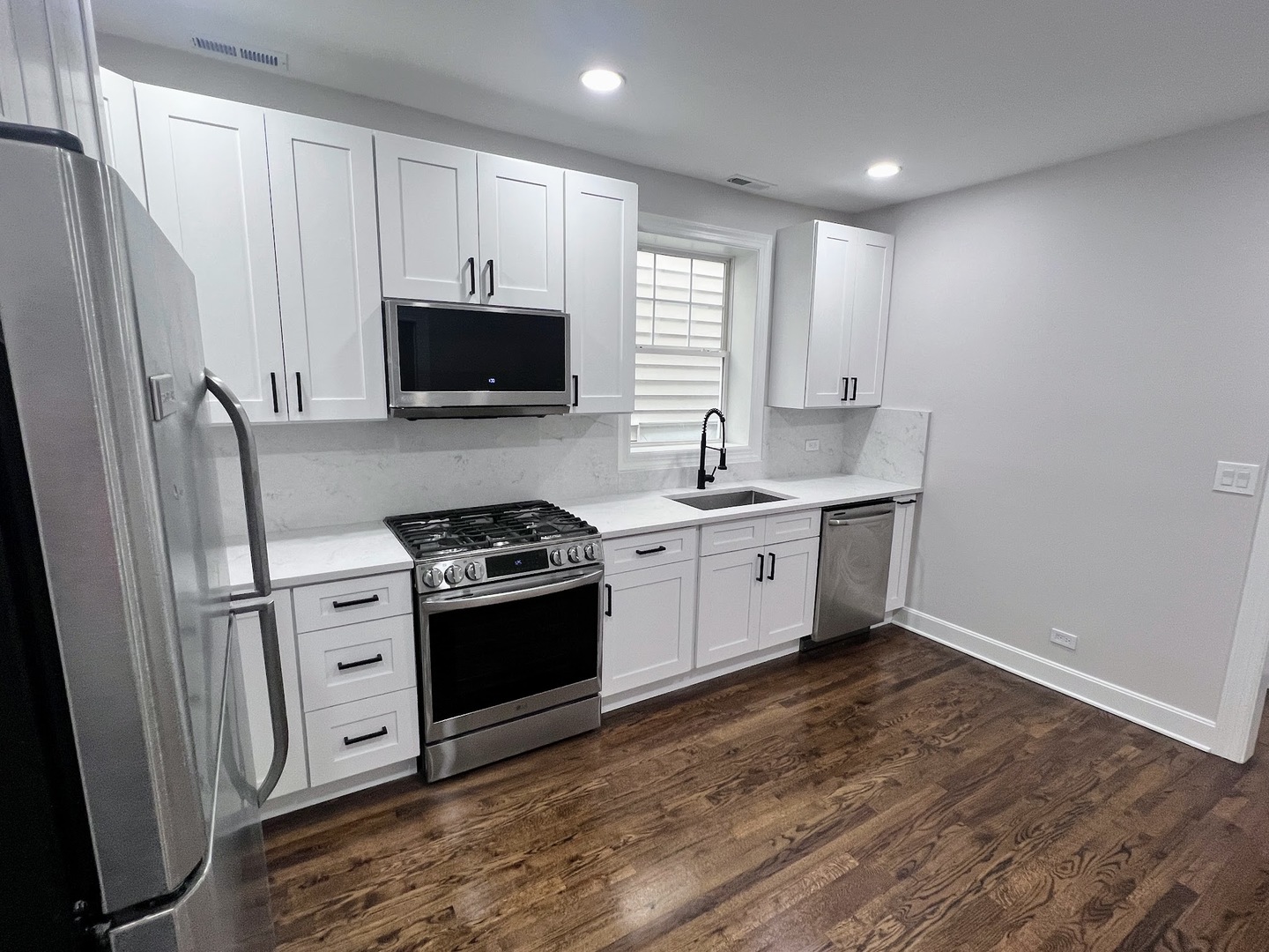 2714 W Julia Court #1, Chicago, IL 60647