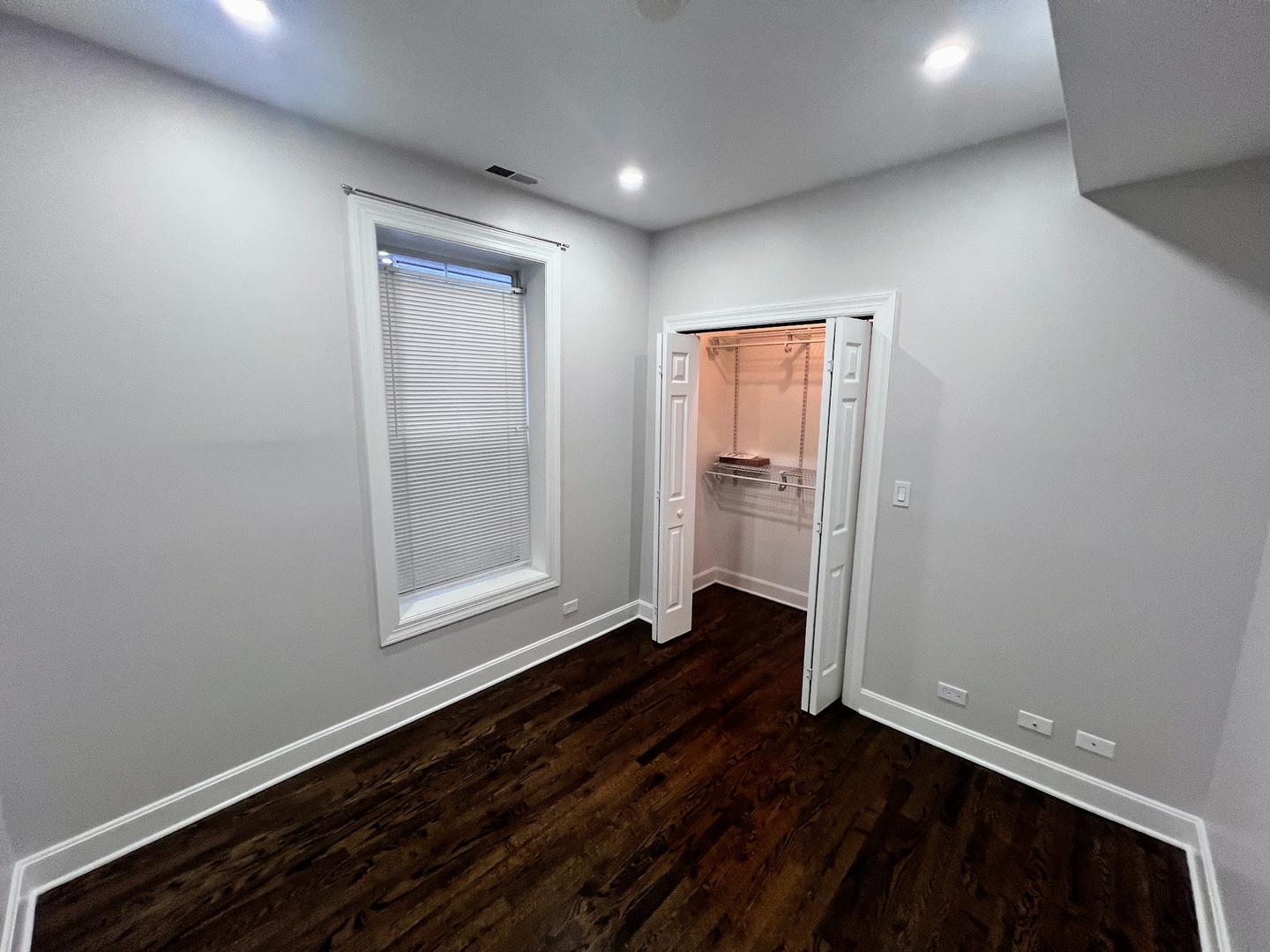2714 W Julia Court #1, Chicago, IL 60647