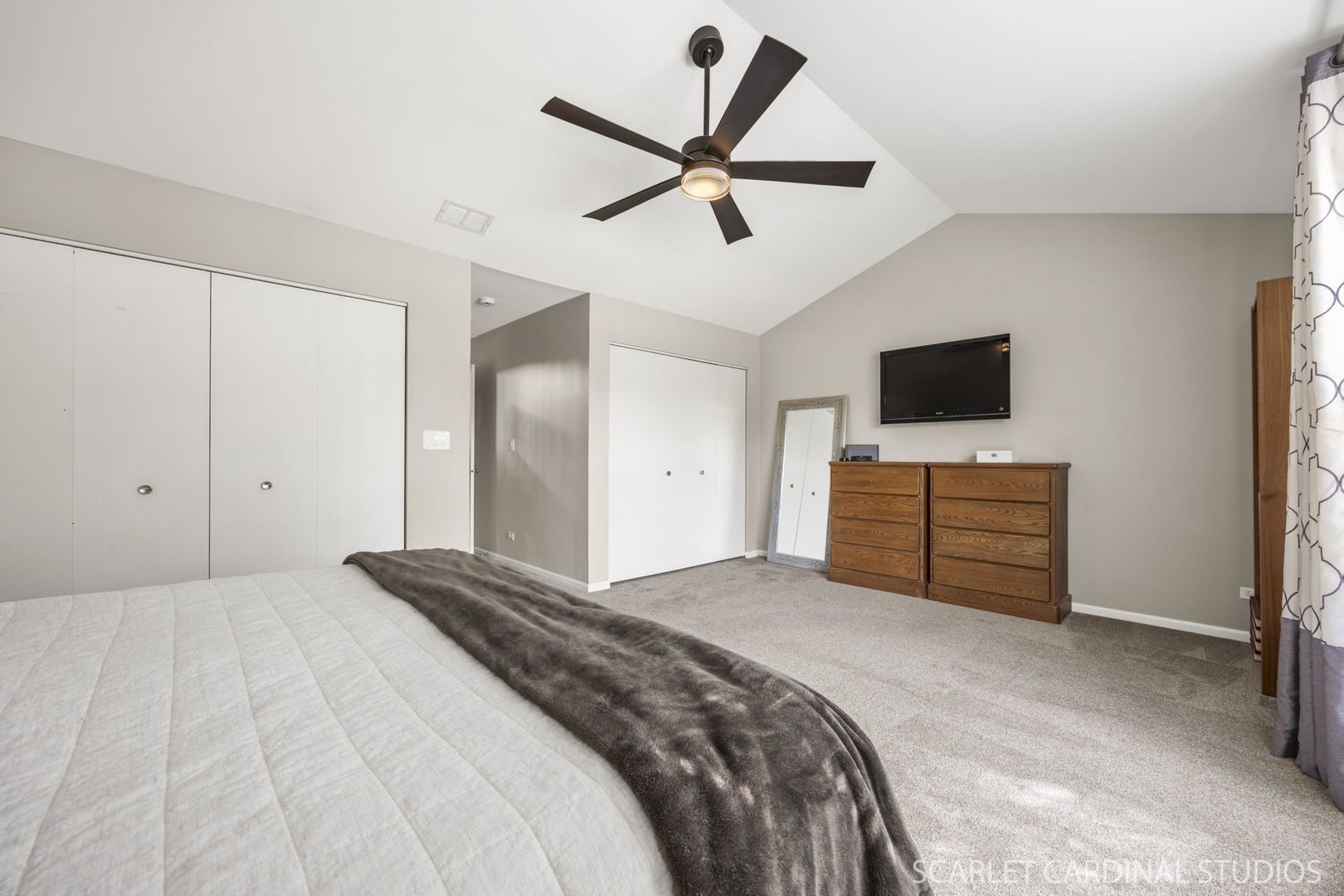 2755 Sheridan Court, Naperville, IL 60563