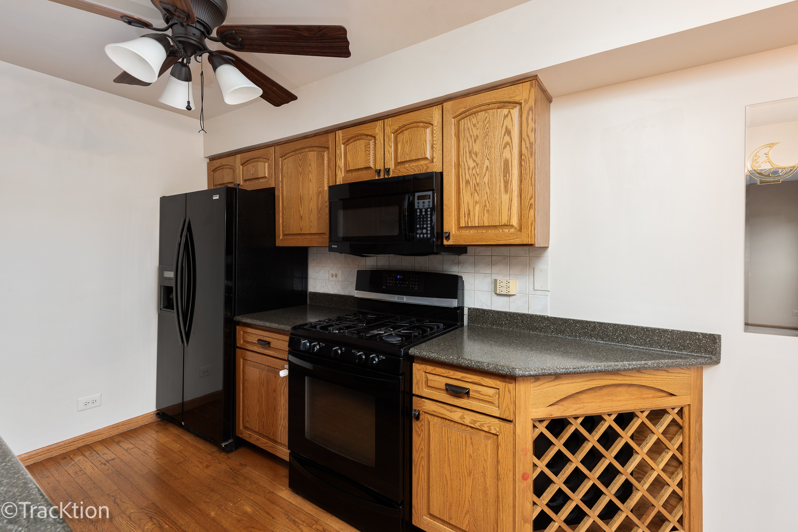 75 Saint Croix Court, Aurora, IL 60504
