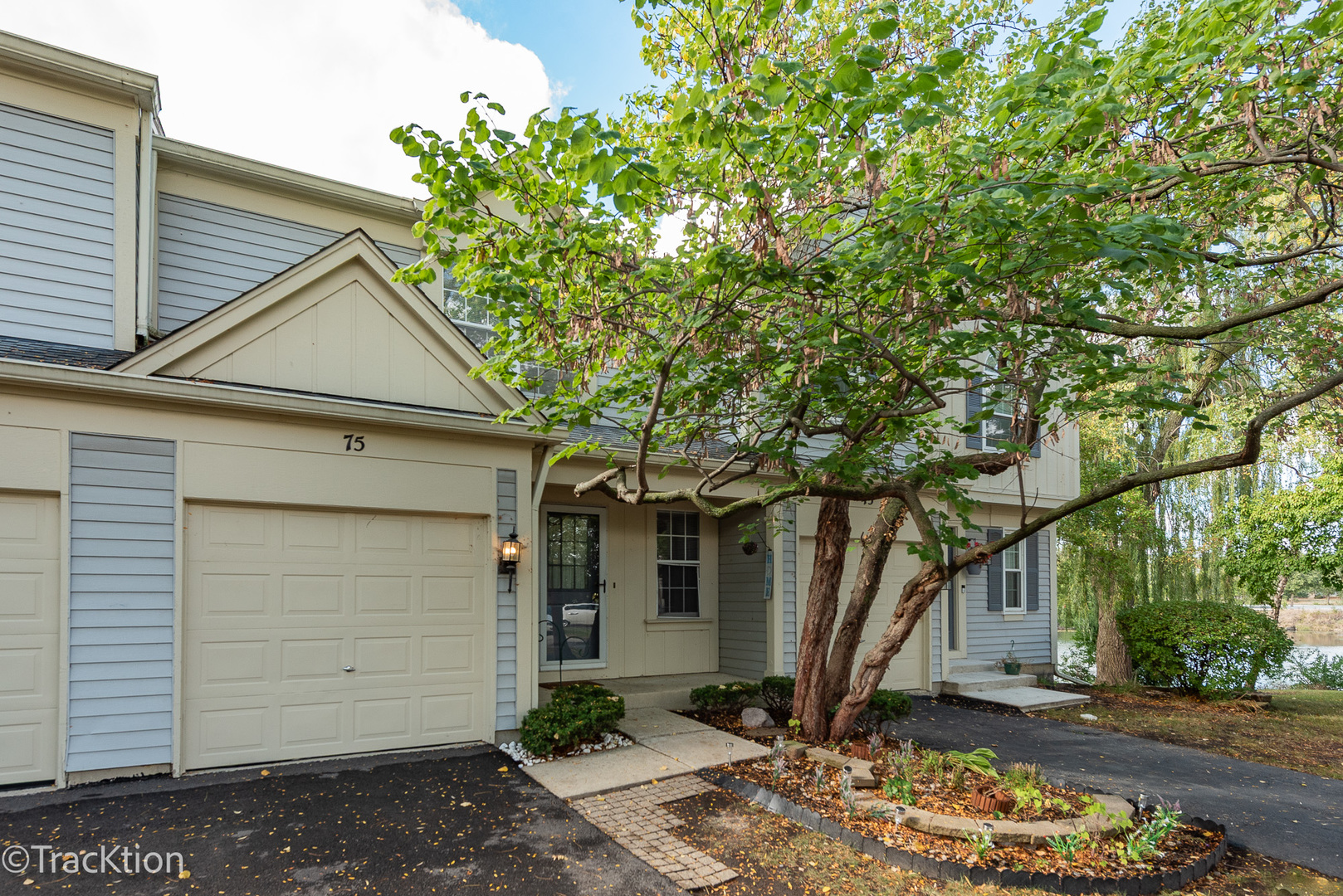 75 Saint Croix Court, Aurora, IL 60504