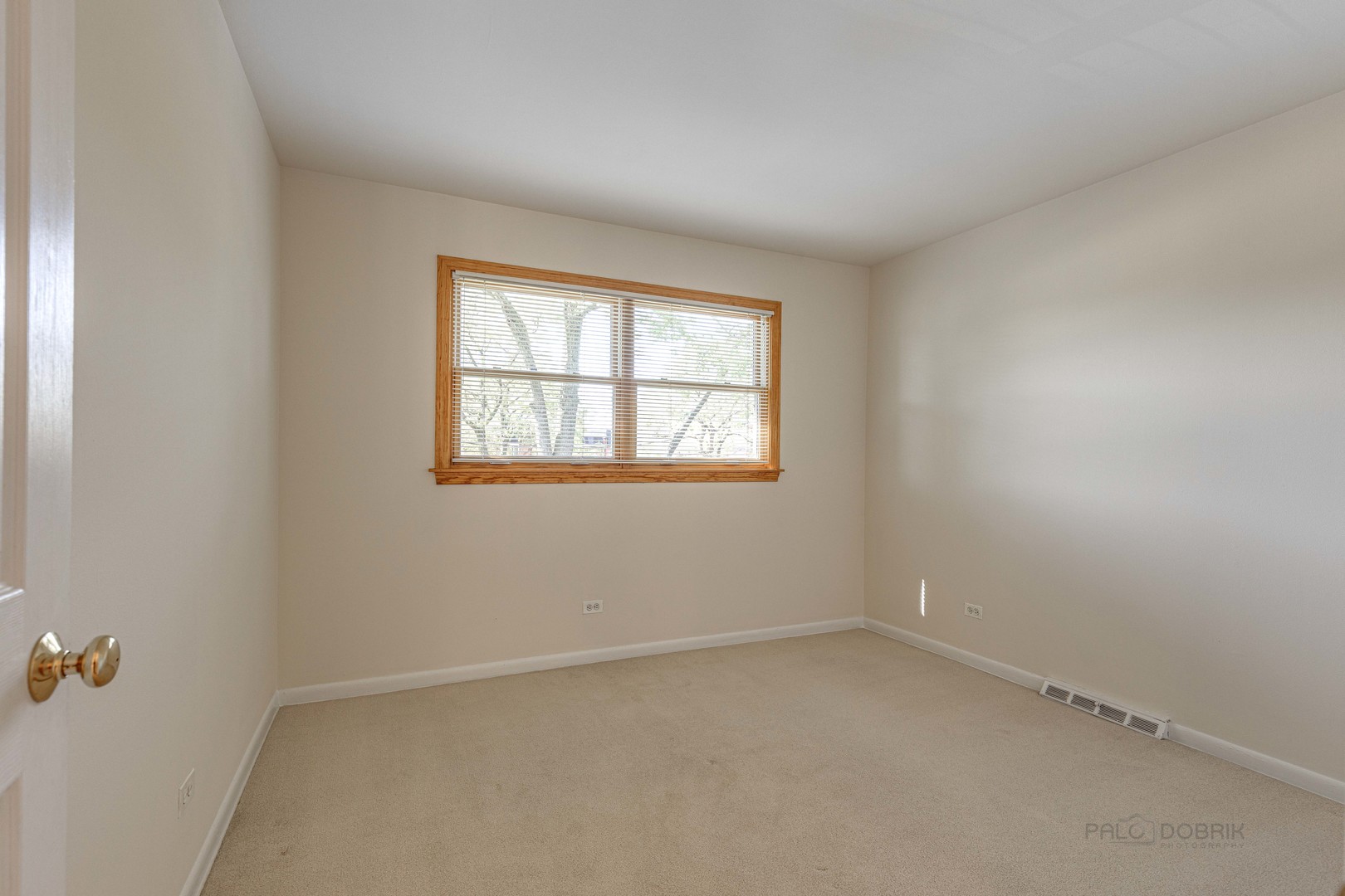 317 E VALLEY Lane, Arlington Heights, IL 60004