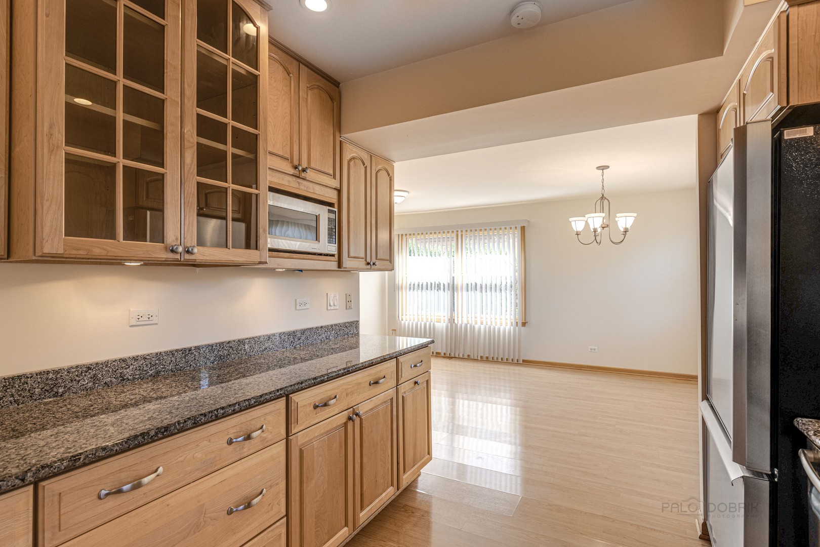 317 E VALLEY Lane, Arlington Heights, IL 60004