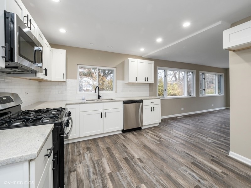 21621 W Cedar Avenue, Lake Villa, IL 60046