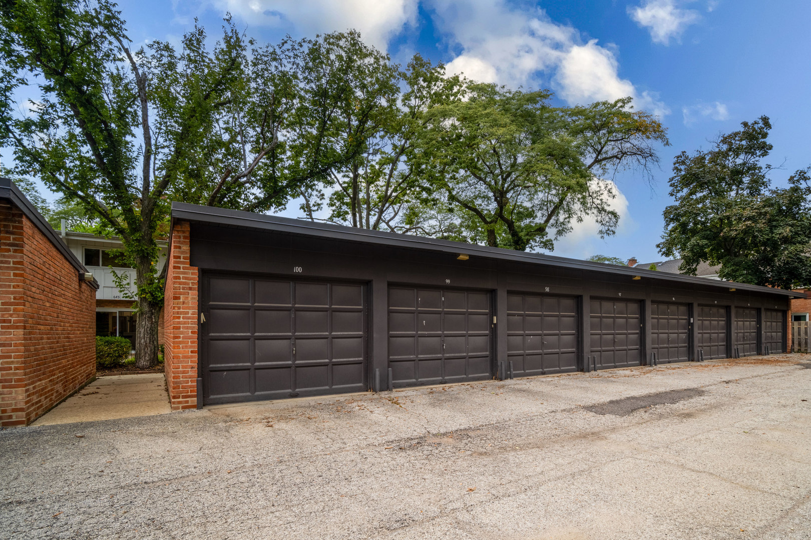 645 Spring Road, Glenview, IL 60025