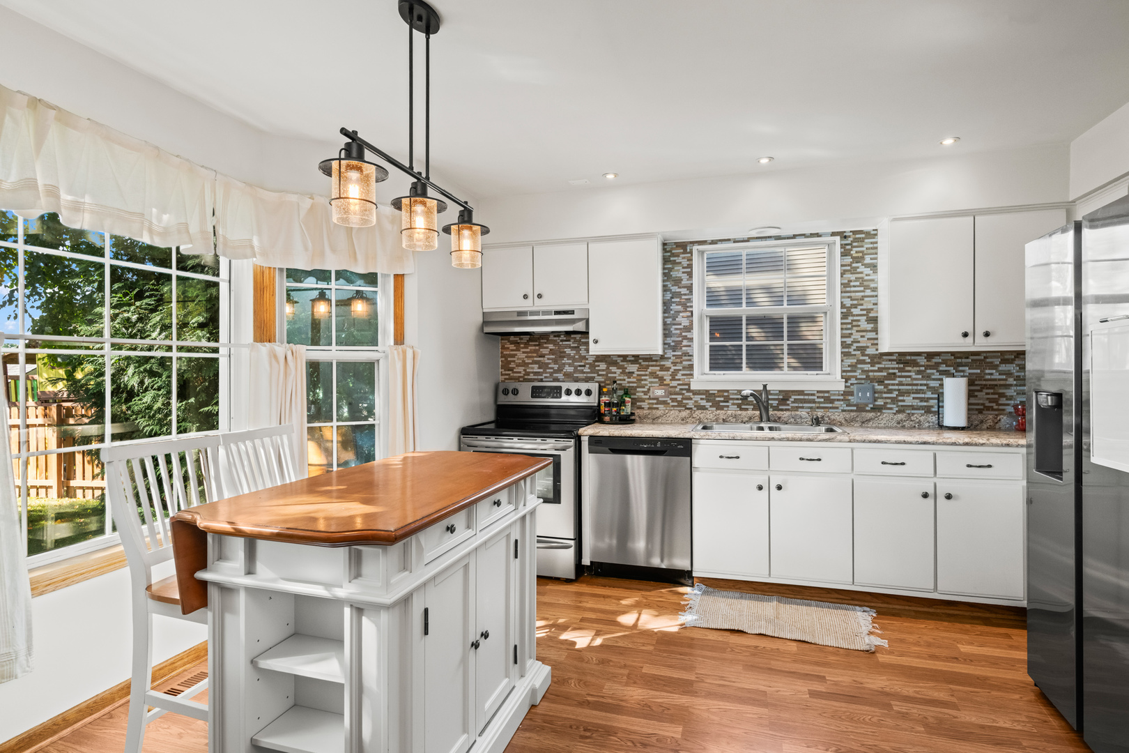 3625 Newport Drive, Island Lake, IL 60042