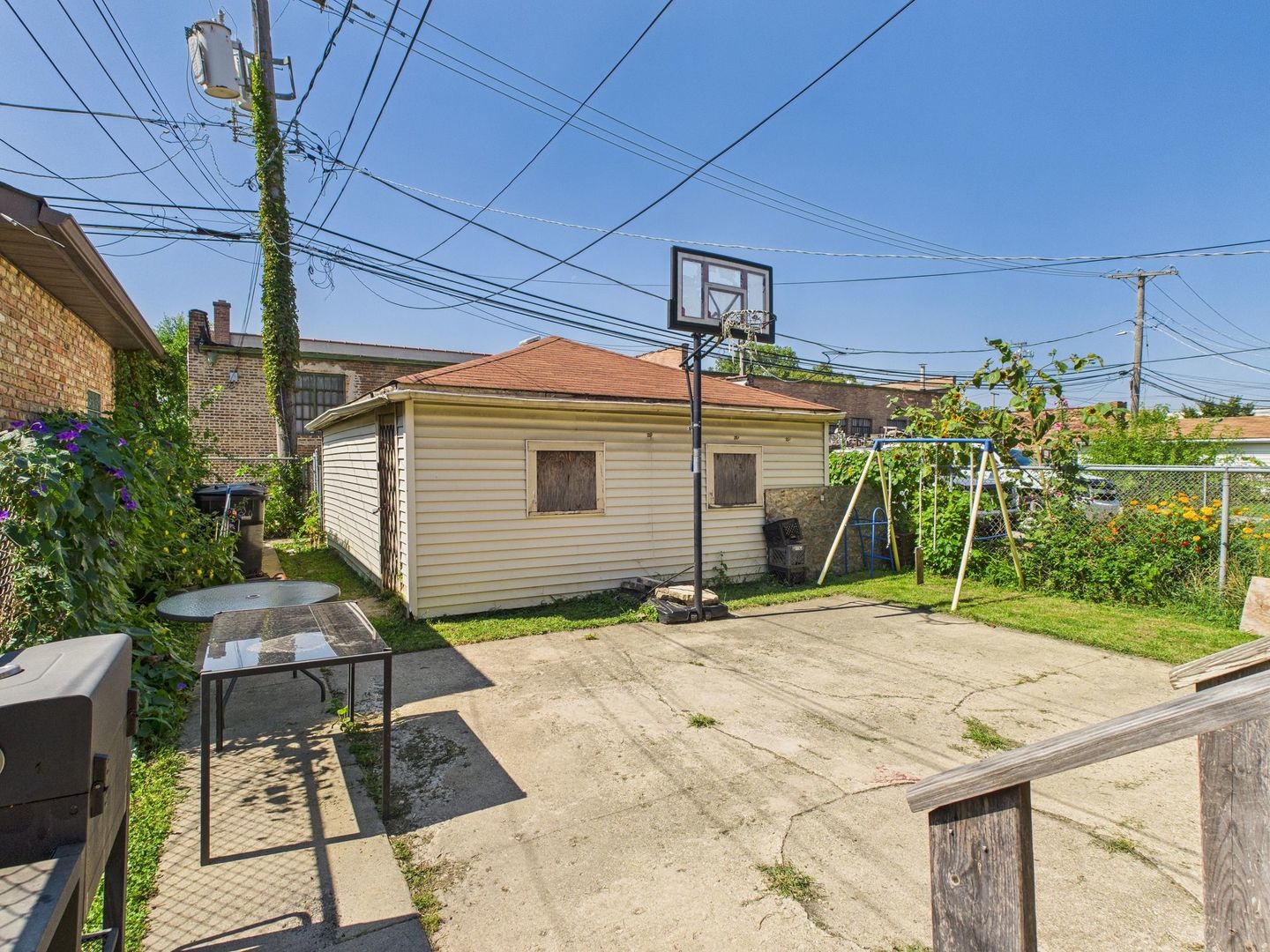 7520 S May Street, Chicago, IL 60620