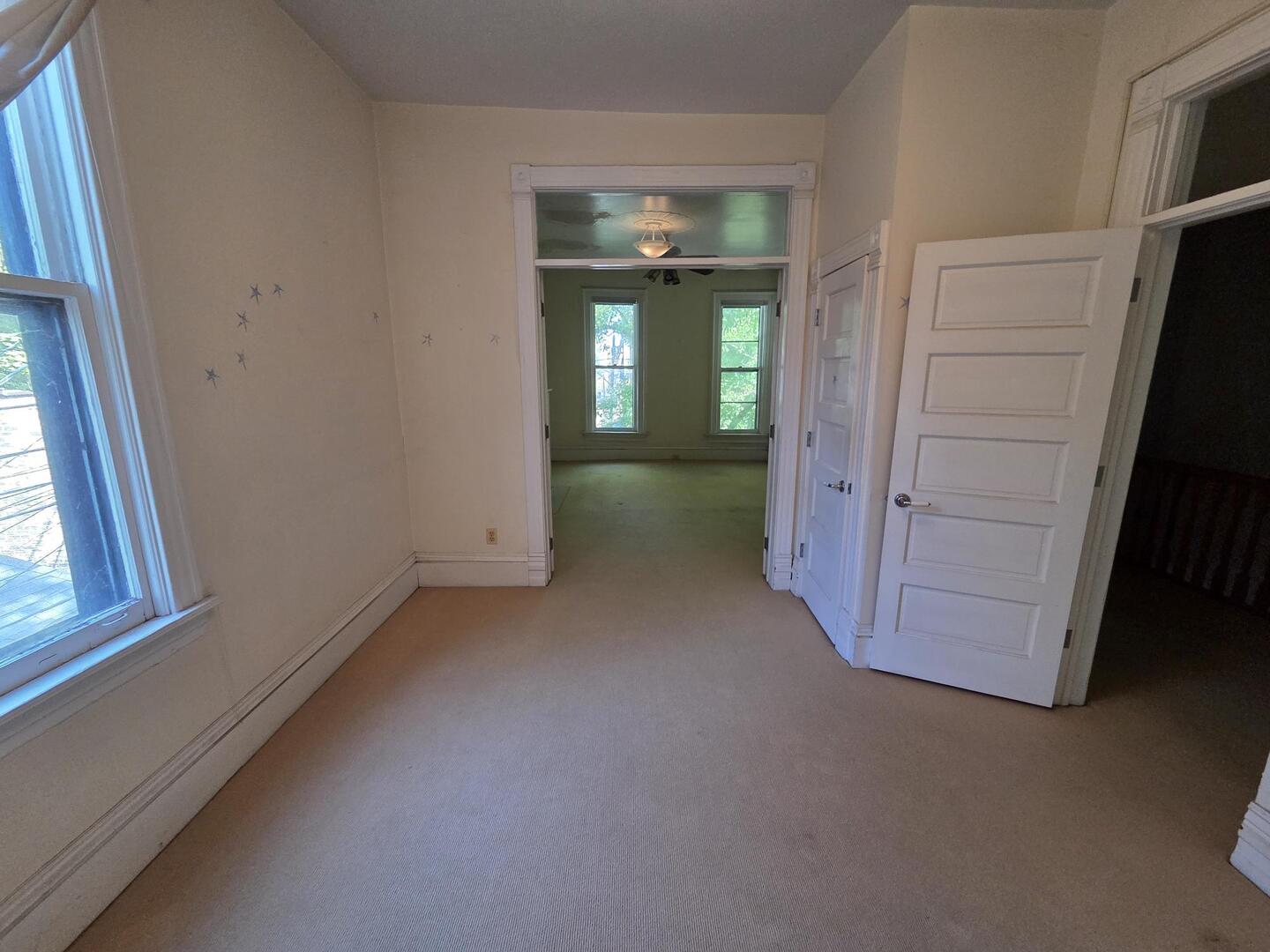 2144 N Fremont Street, Chicago, IL 60614