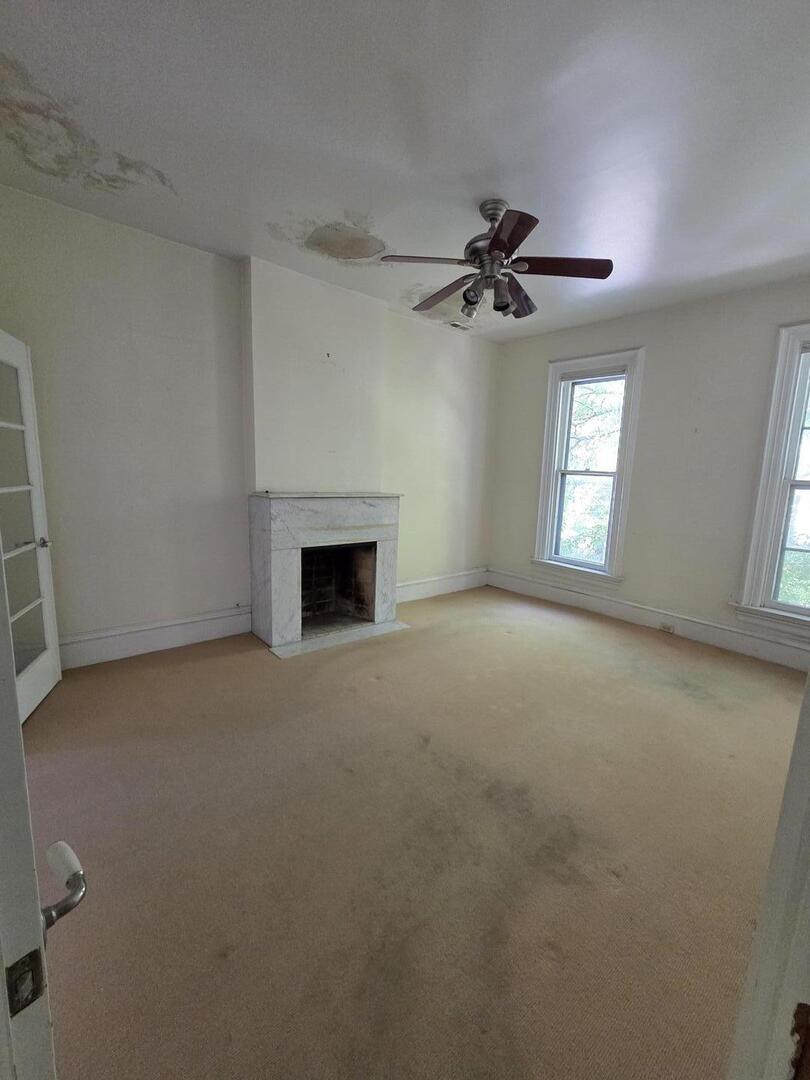 2144 N Fremont Street, Chicago, IL 60614