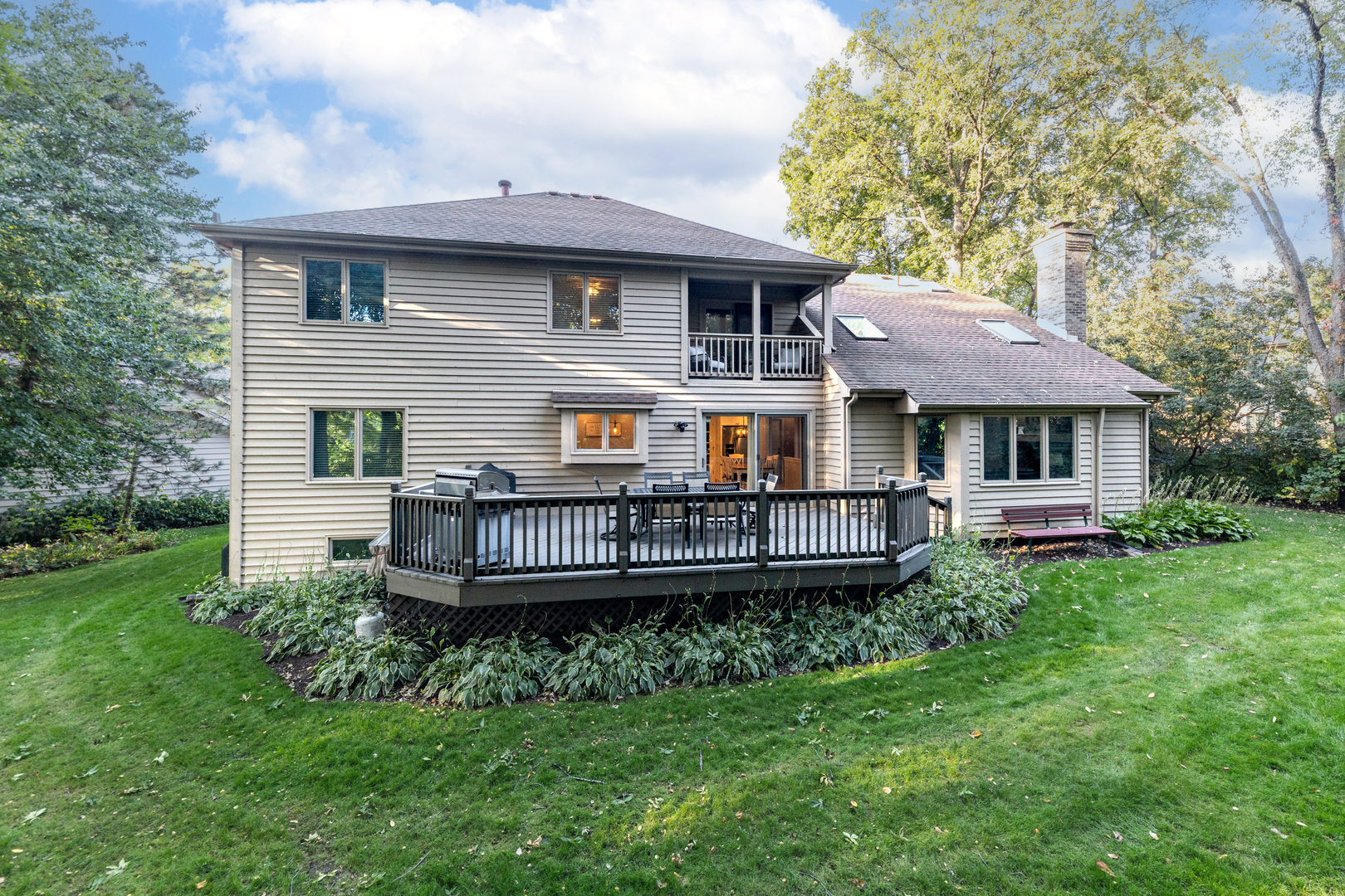 2421 River Woods Drive, Naperville, IL 60565