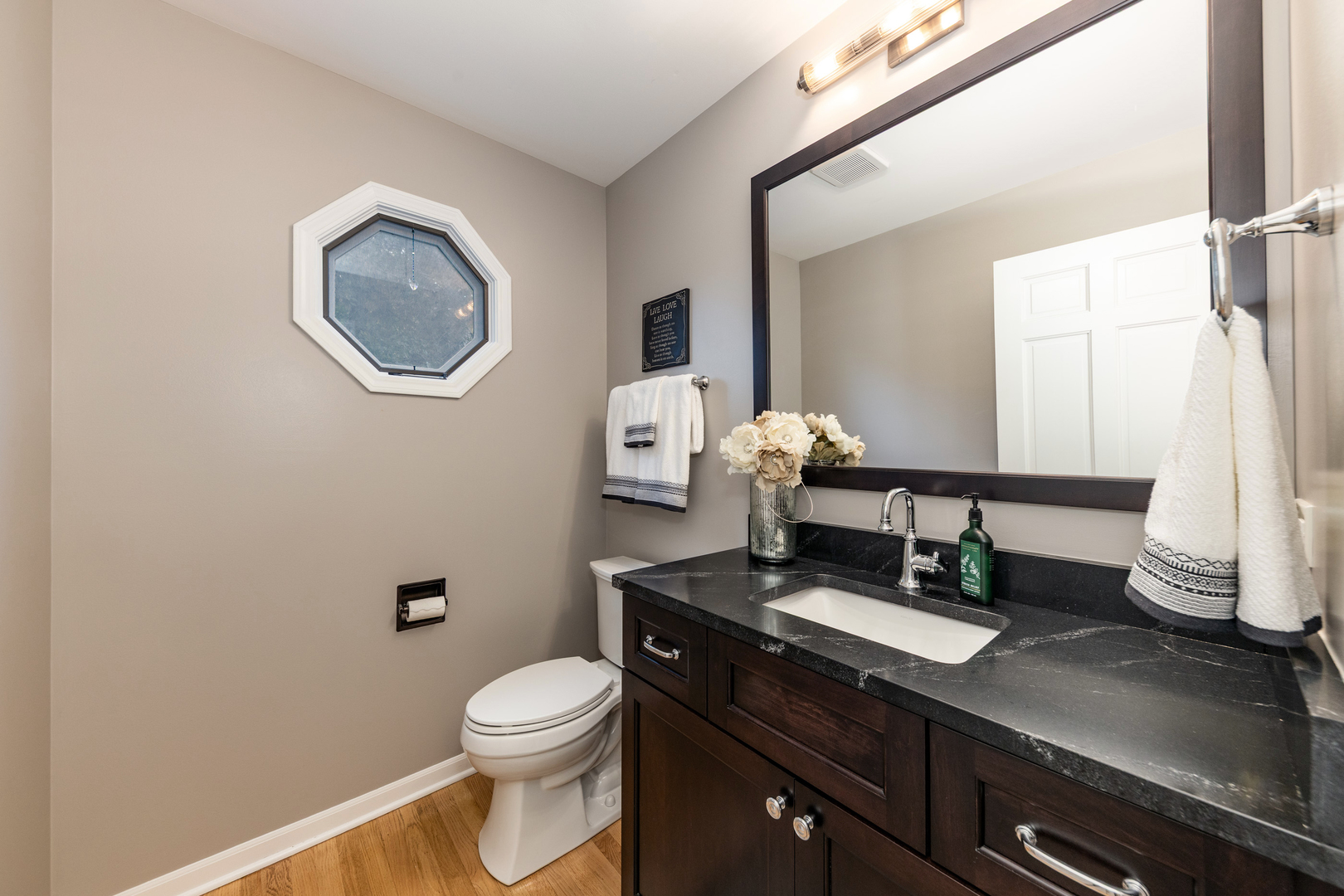 2421 River Woods Drive, Naperville, IL 60565