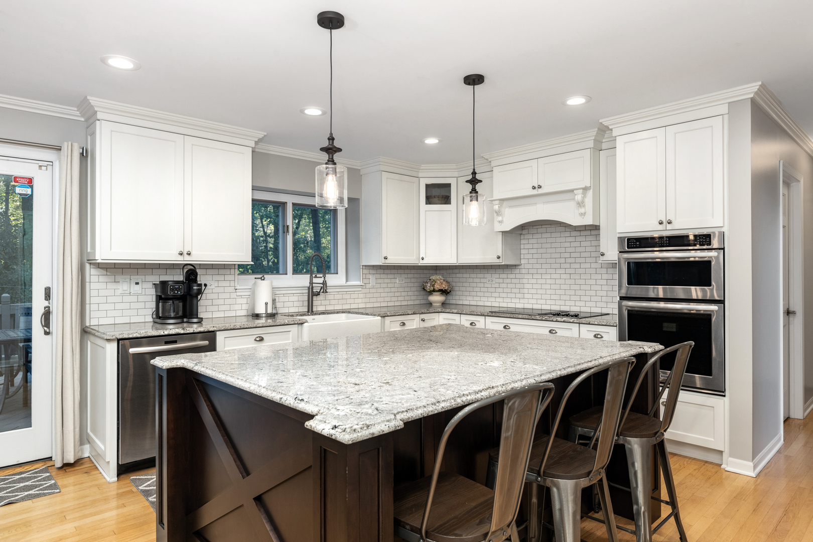 2421 River Woods Drive, Naperville, IL 60565