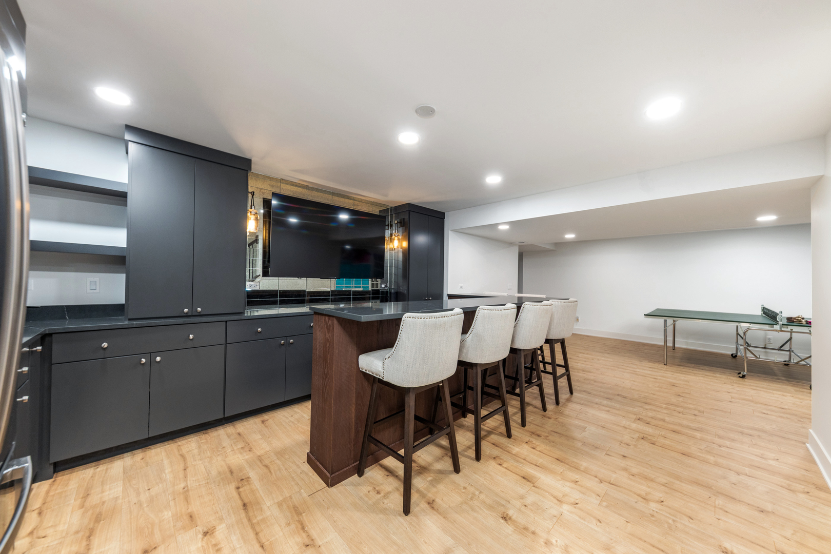 2421 River Woods Drive, Naperville, IL 60565