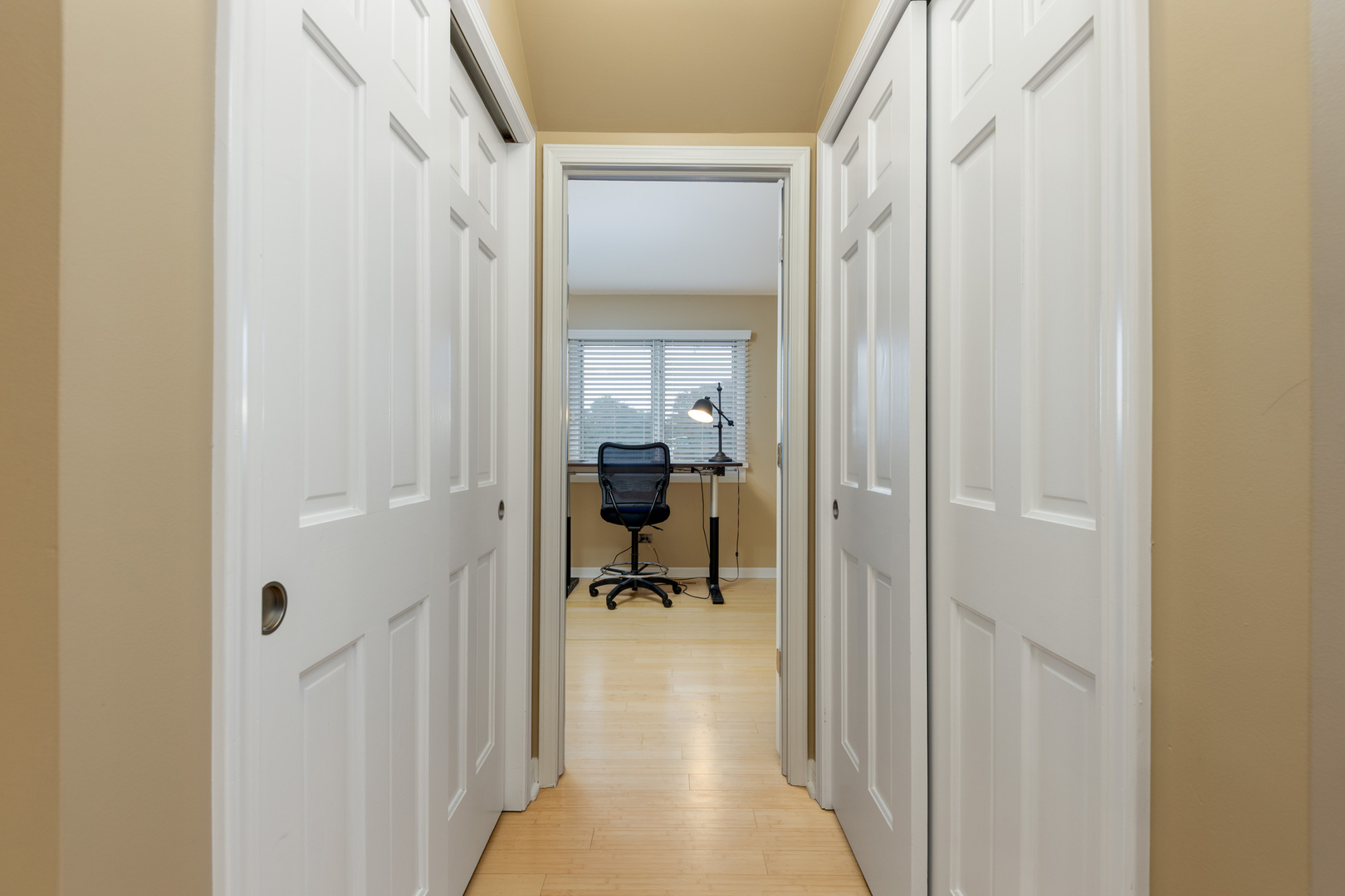 2421 River Woods Drive, Naperville, IL 60565