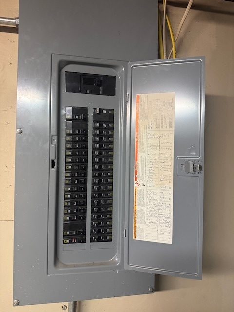 505 N Center Street, Clinton, IL 61727