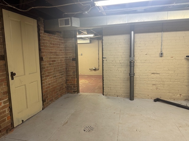 505 N Center Street, Clinton, IL 61727