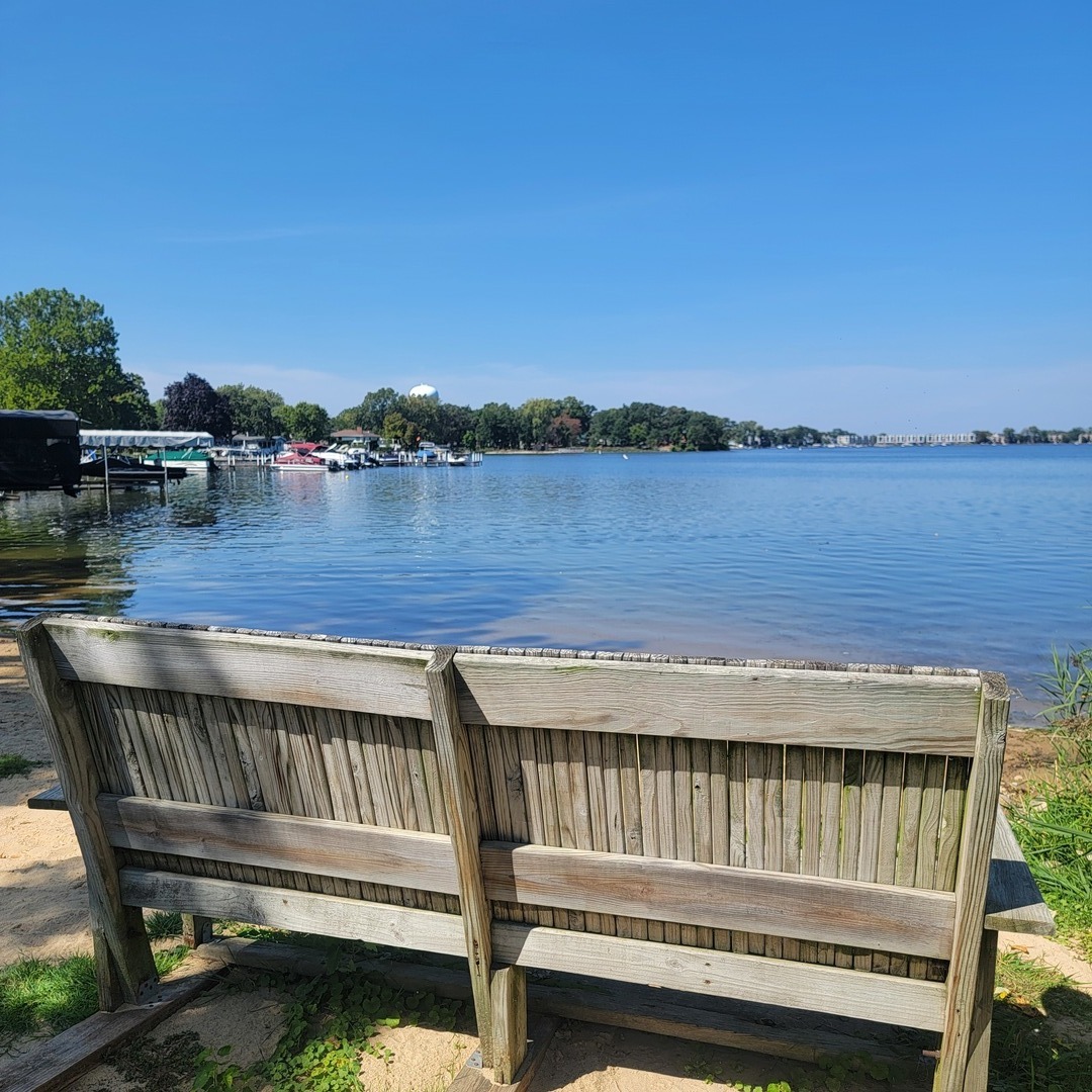 240 Whitney Road #13, Lake Zurich, IL 60047