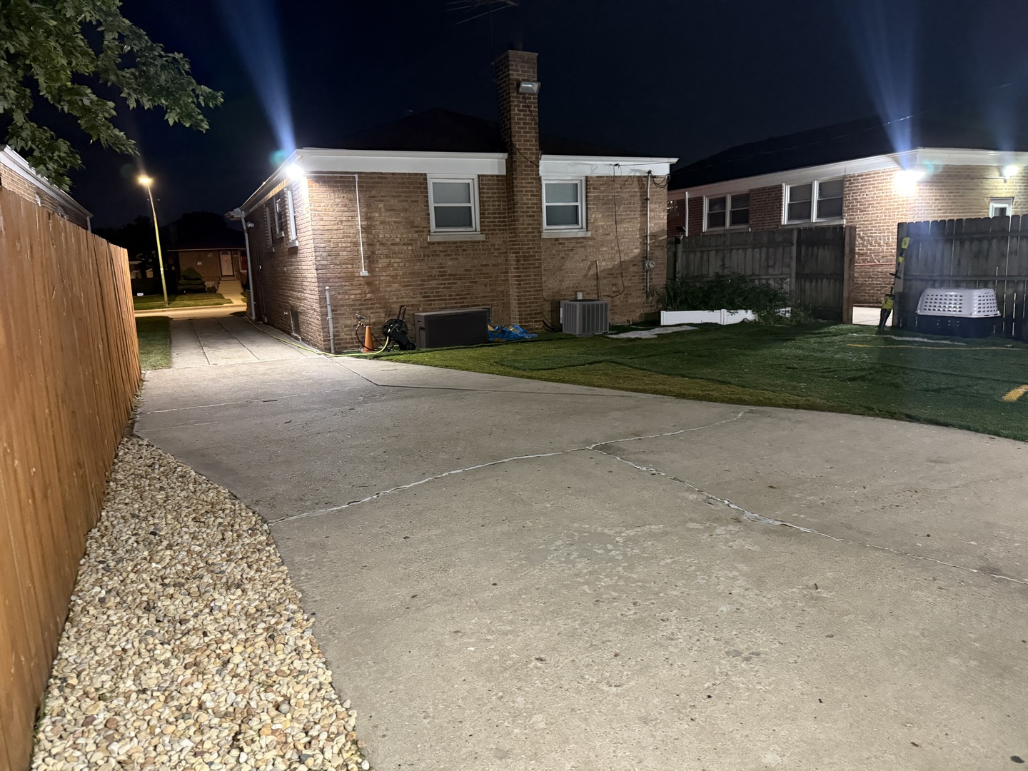 12832 S Manistee Avenue, Chicago, IL 60633