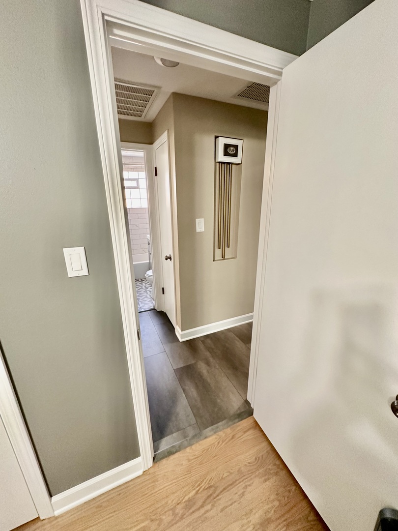 12832 S Manistee Avenue, Chicago, IL 60633