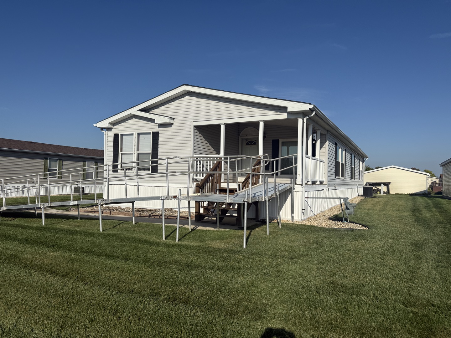 17 BOBWHITE Lane, Beecher, IL 60401