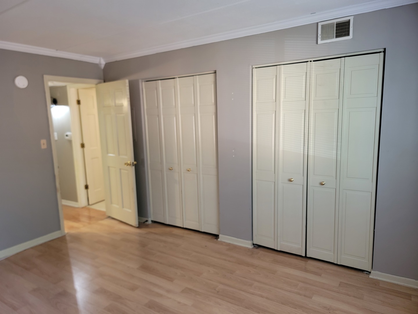 5406 Chateau Drive #4, Rolling Meadows, IL 60008