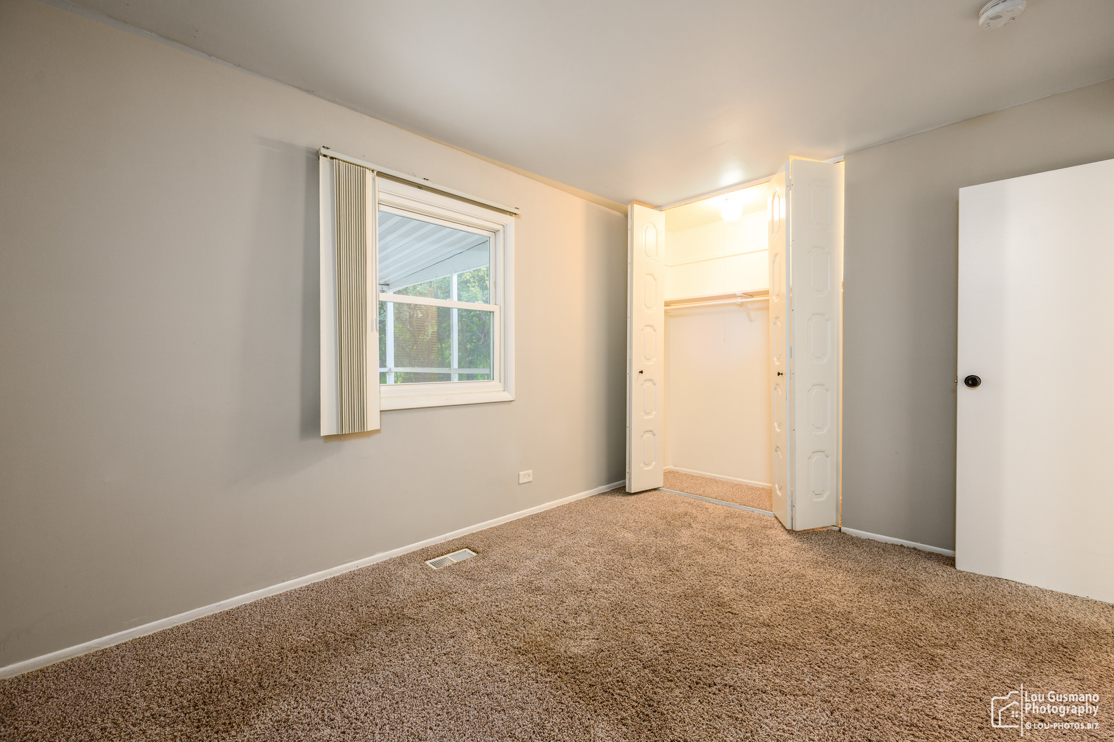 17640 Central Park Avenue, Country Club Hills, IL 60478