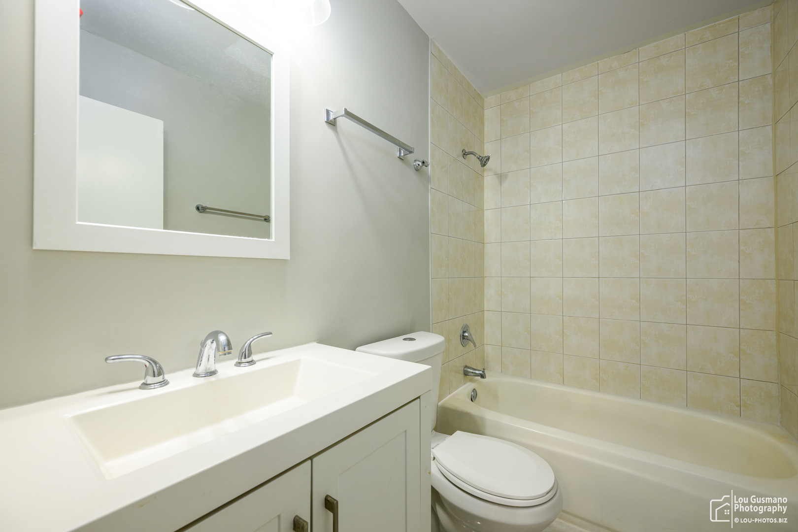 17640 Central Park Avenue, Country Club Hills, IL 60478