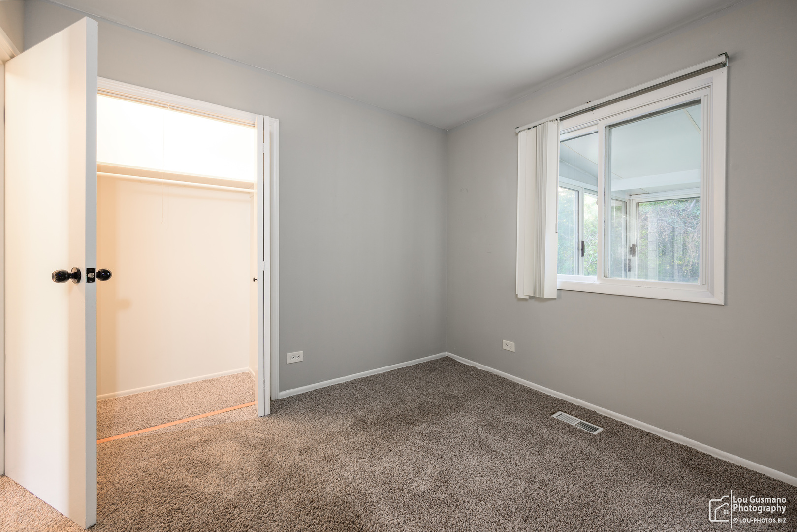 17640 Central Park Avenue, Country Club Hills, IL 60478