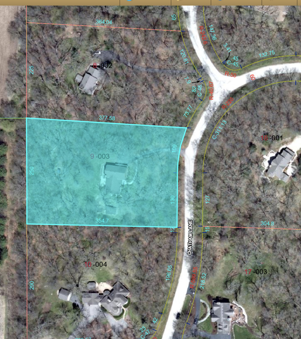 1313 Chatham Lane, Woodstock, IL 60098
