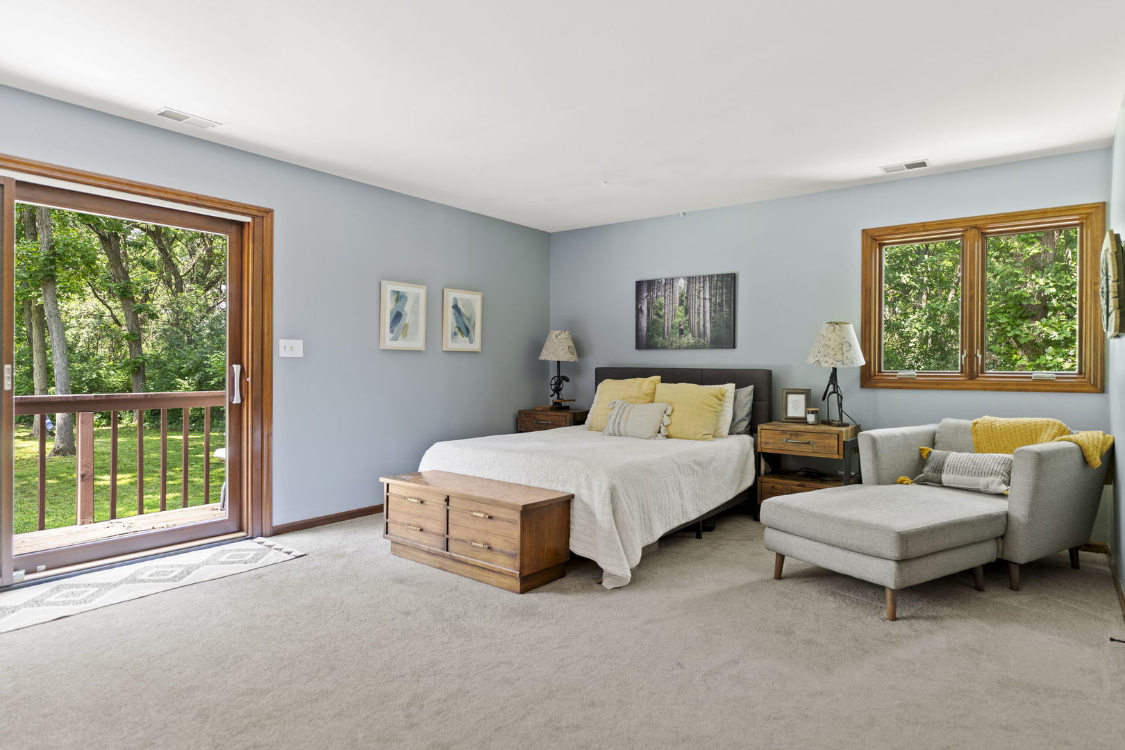 1313 Chatham Lane, Woodstock, IL 60098