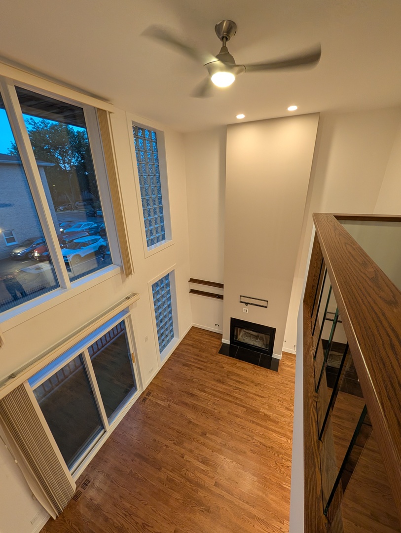 8735 W CATHERINE Avenue #8, Chicago, IL 60656