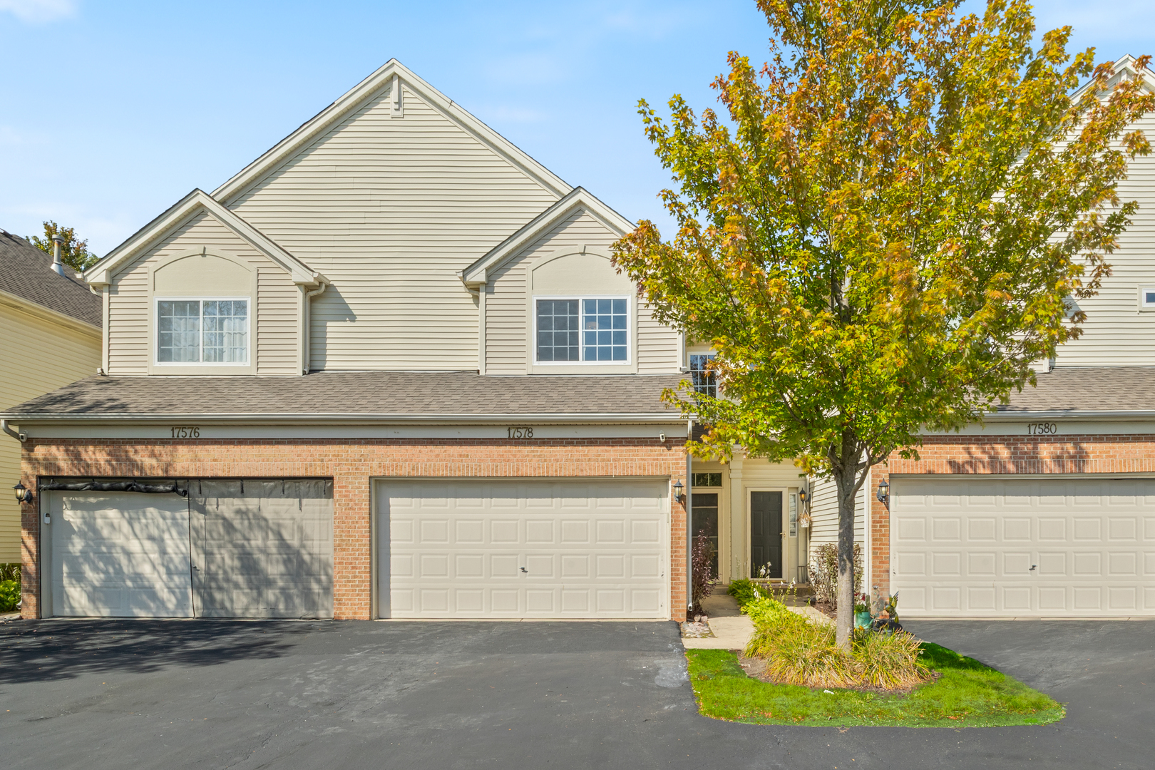 17578 GILBERT Drive, Lockport, IL 60441