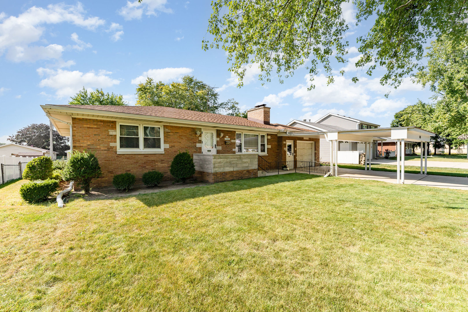 803 Magnolia Drive, Joliet, IL 60435