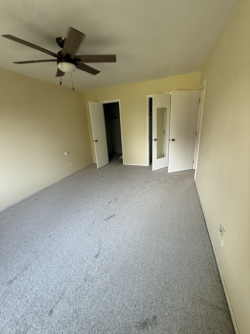 385 Pierce Court #280, Vernon Hills, IL 60061