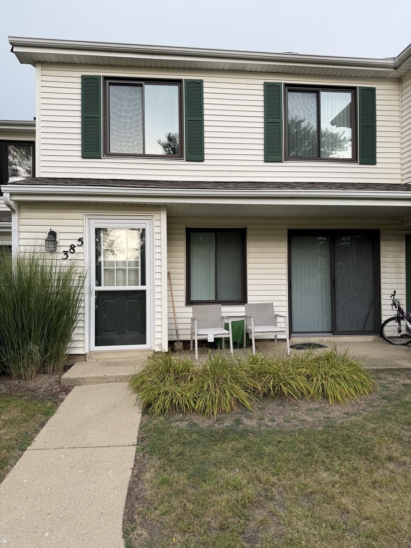 385 Pierce Court #280, Vernon Hills, IL 60061