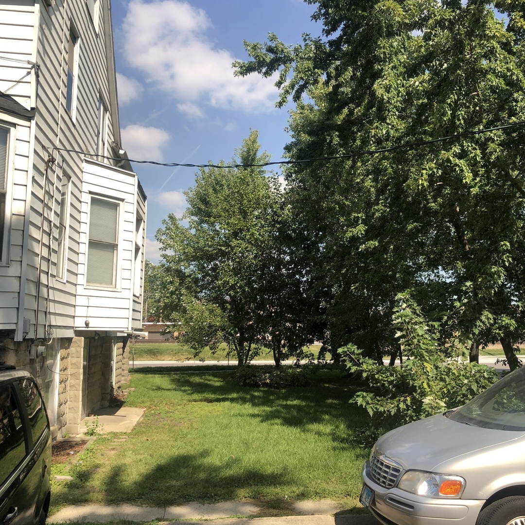 9003 Burlington Avenue, Brookfield, IL 60513
