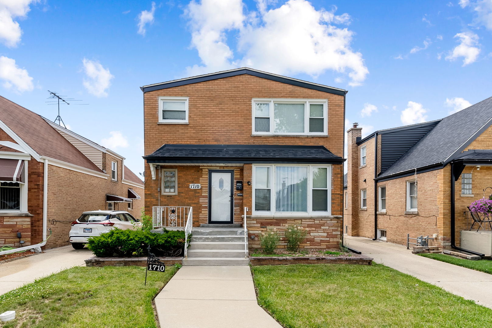 1710 N 23rd Avenue, Melrose Park, IL 60160