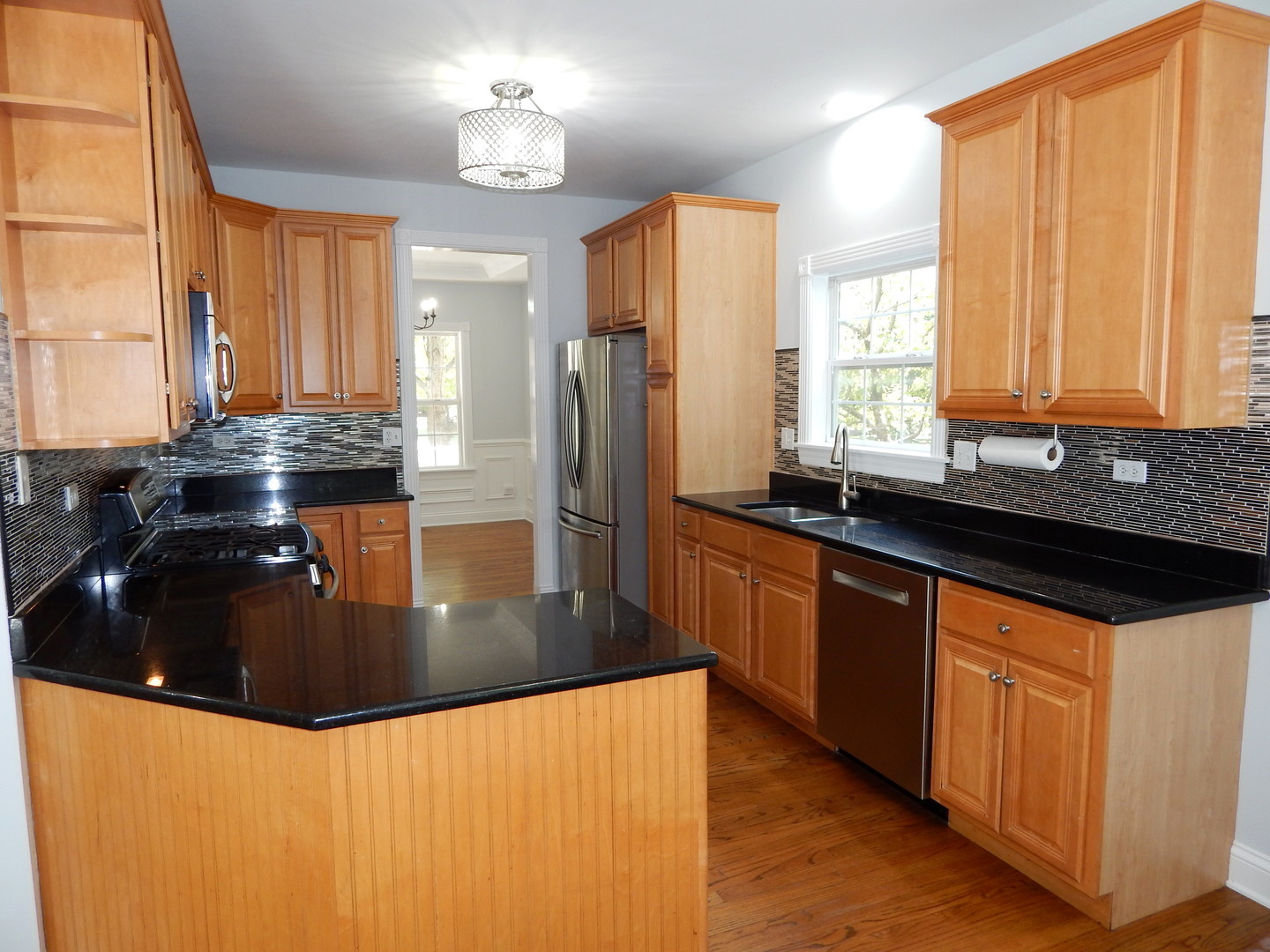 3S560 Melcher Avenue, Warrenville, IL 60555