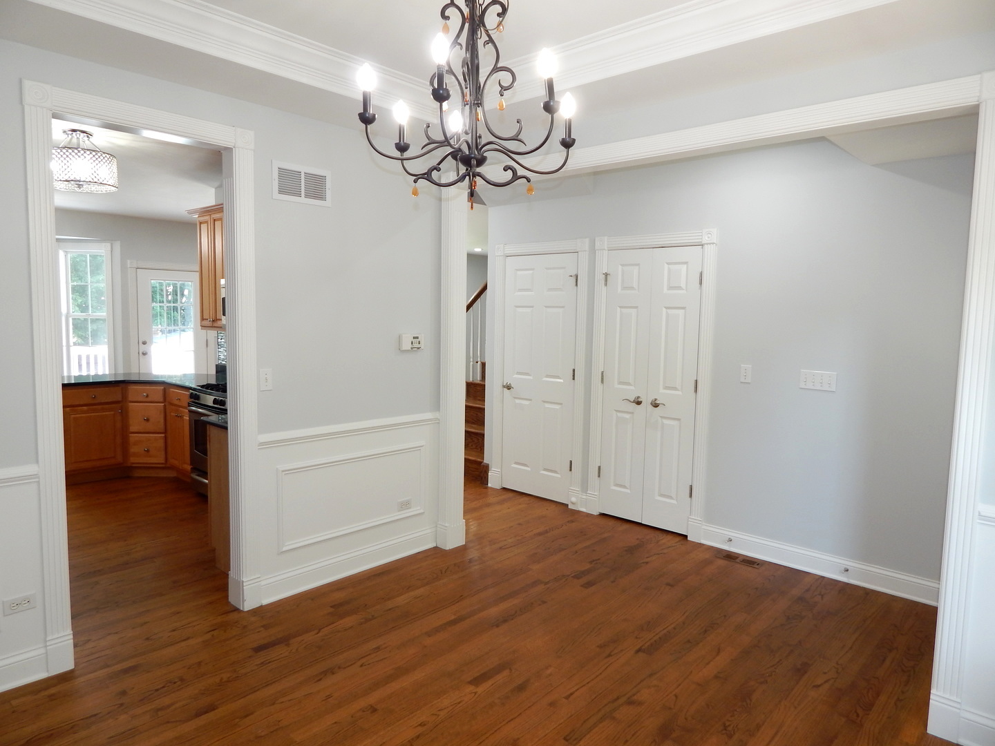 3S560 Melcher Avenue, Warrenville, IL 60555