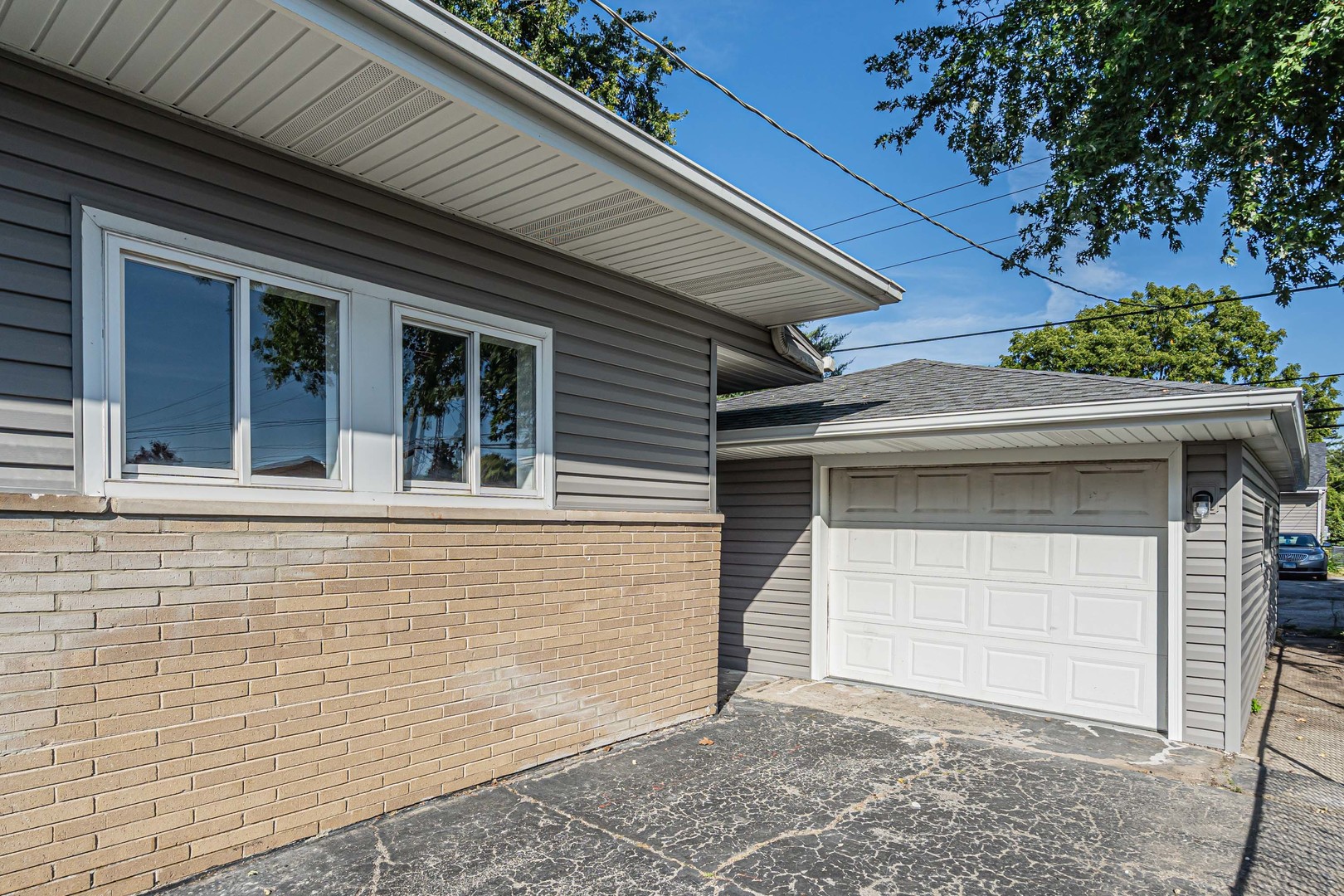 17611 Bernadine Street, Lansing, IL 60438