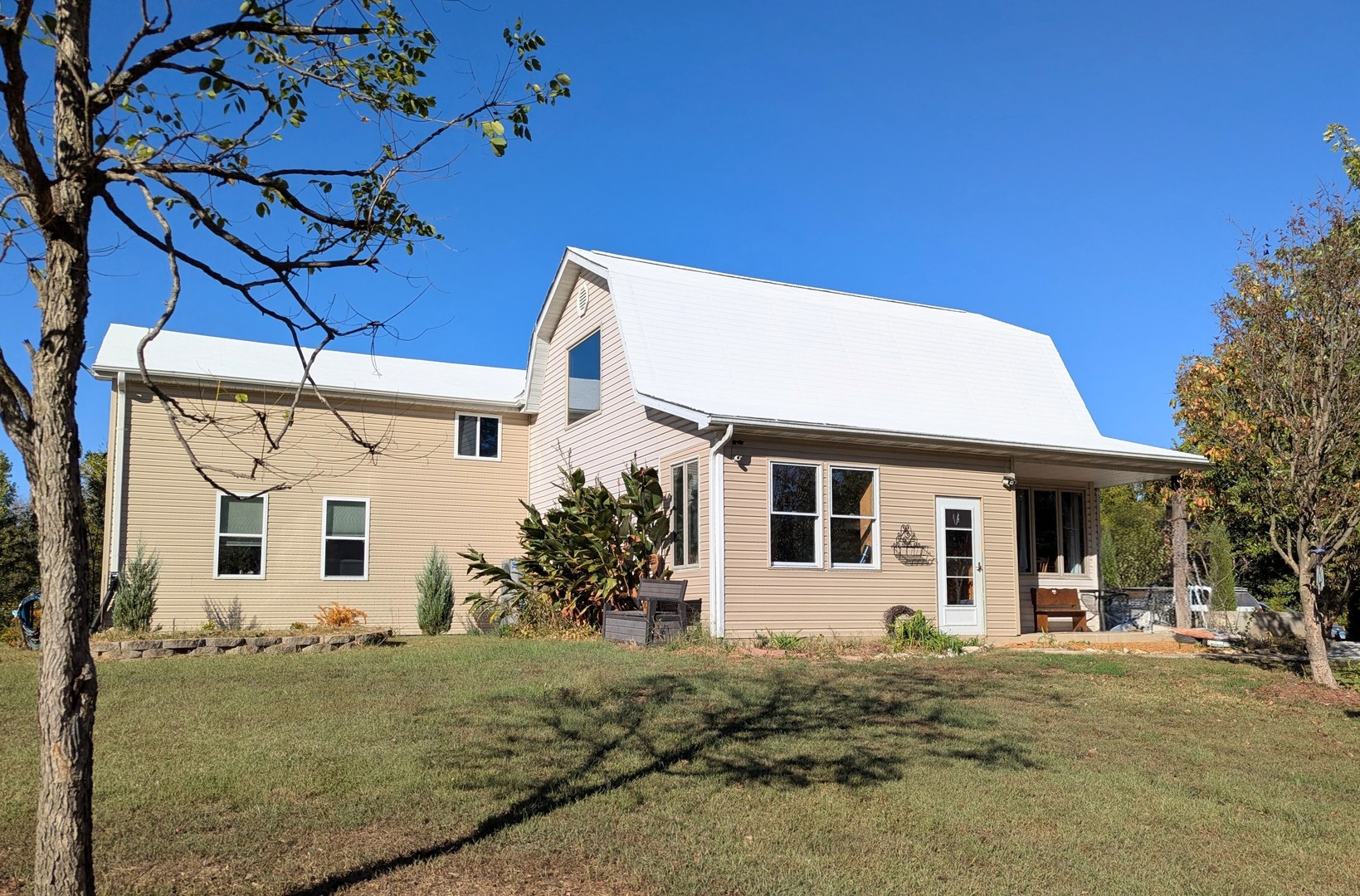 10617 Niggli Road, Alhambra, IL 62001