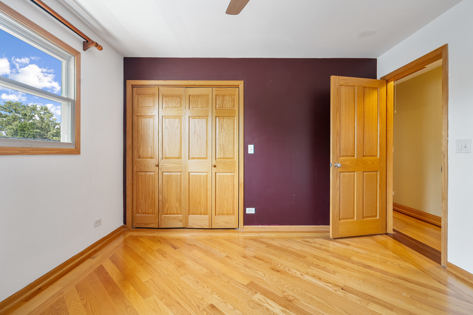 3013 N Oriole Avenue, Chicago, IL 60707