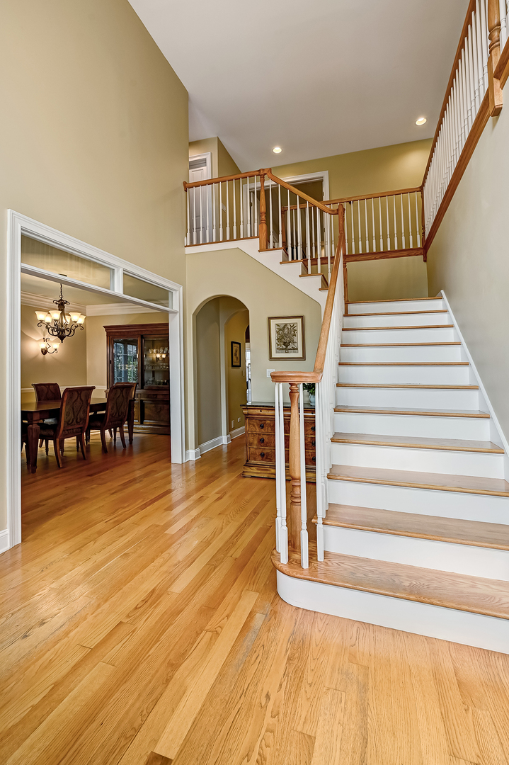 1106 S Kensington Avenue, La Grange, IL 60525
