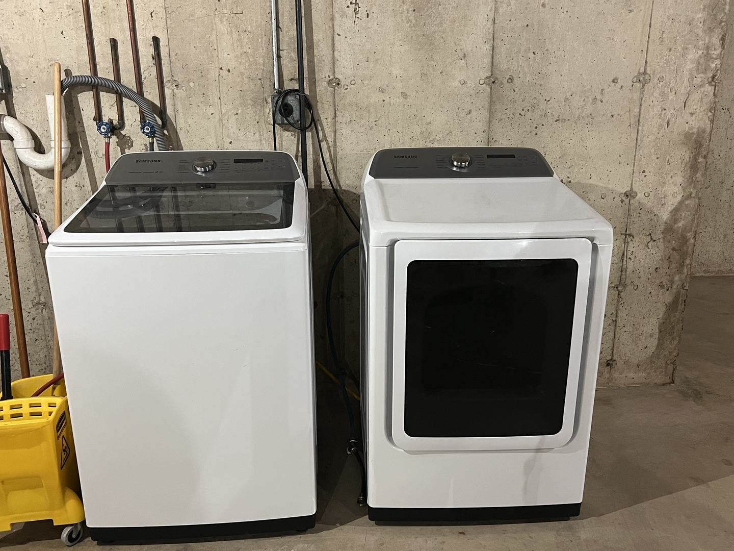 109 Ravinia Drive, Shorewood, IL 60404