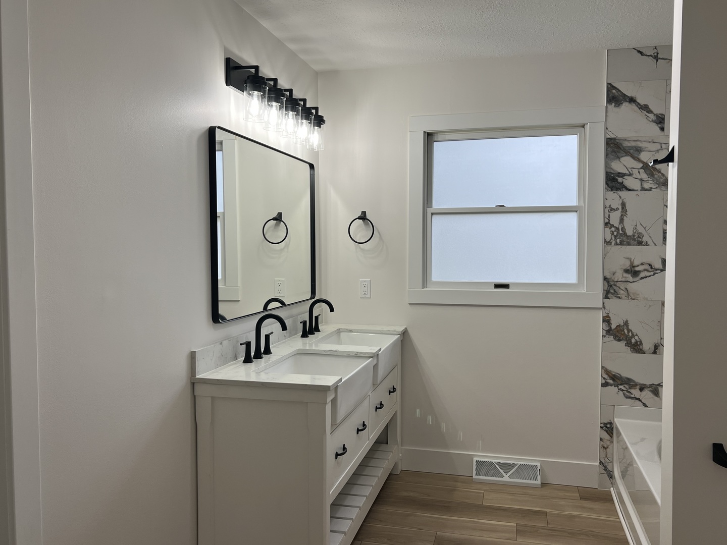 109 Ravinia Drive, Shorewood, IL 60404