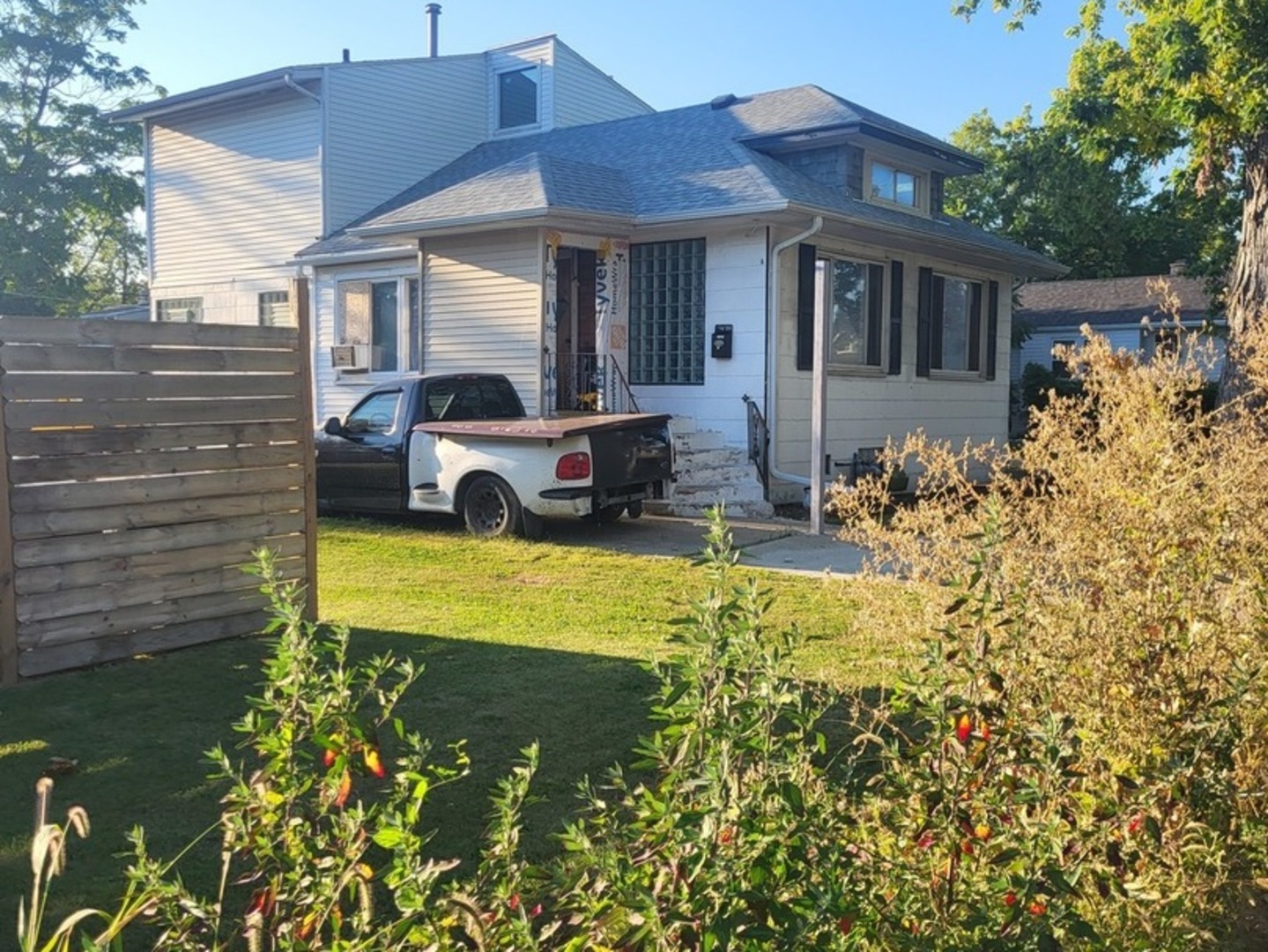 1936 S 17th Avenue, Maywood, IL 60153