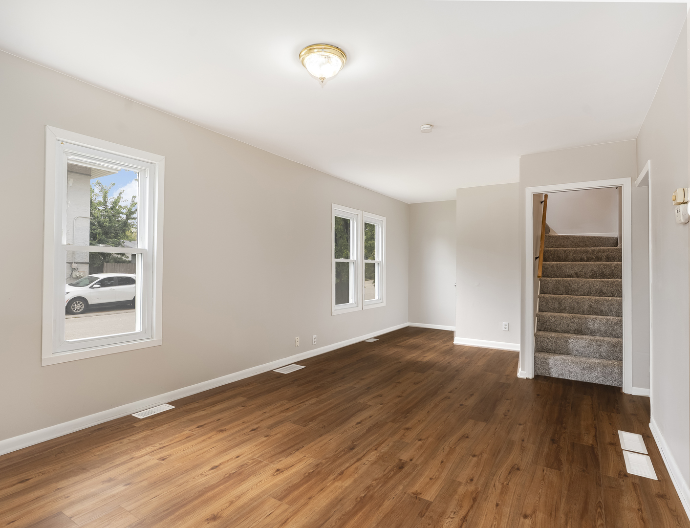 1101 N Raynor Avenue, Joliet, IL 60435