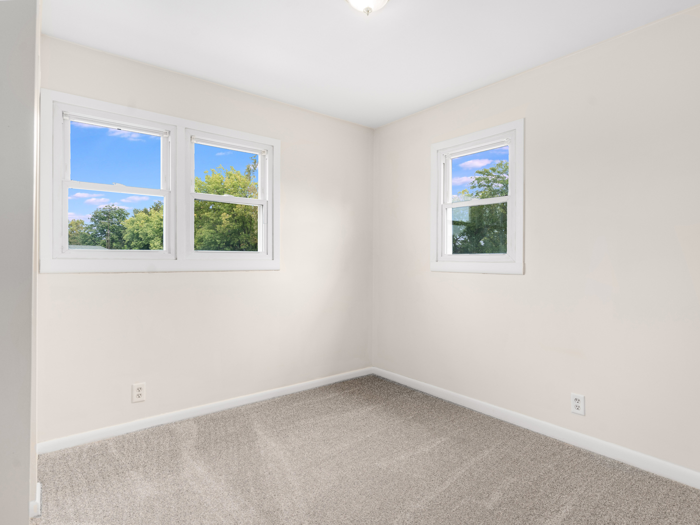 1101 N Raynor Avenue, Joliet, IL 60435